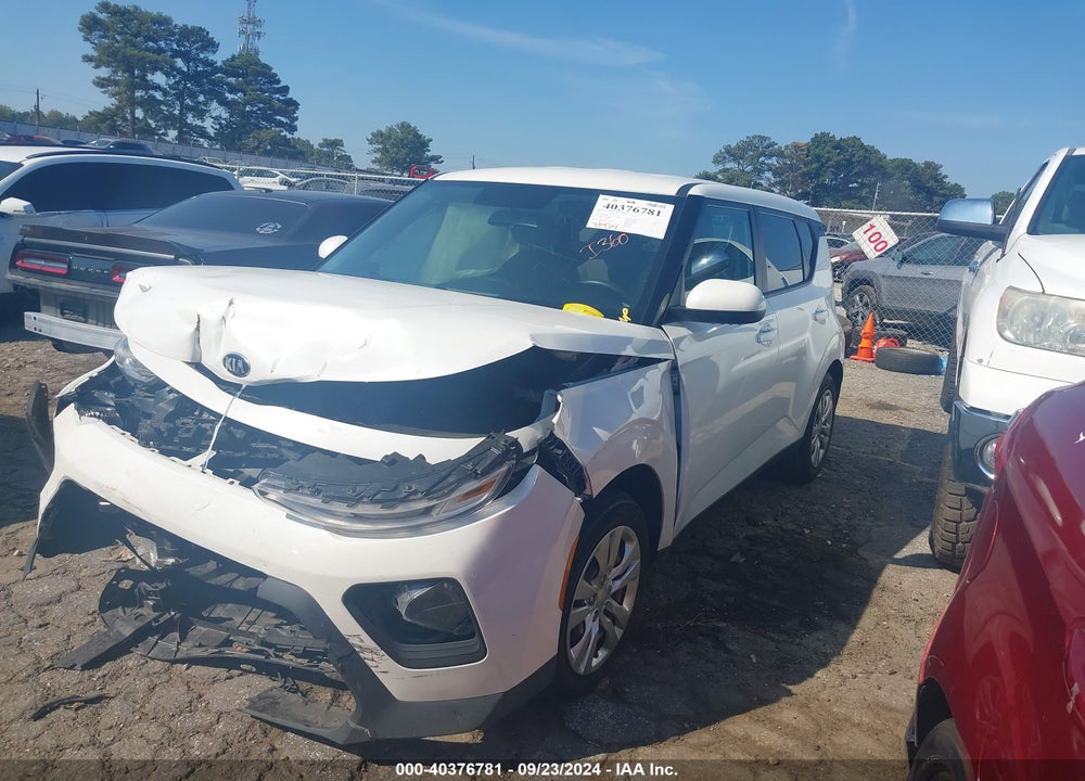 2020 KIA SOUL LX VIN: KNDJ23AU7L7060466