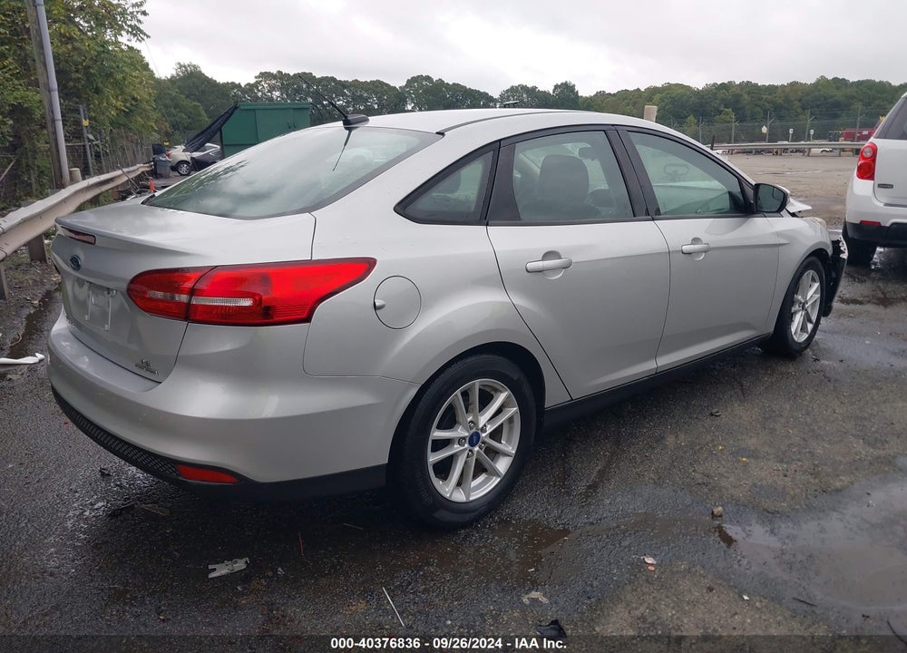 2015 FORD FOCUS SE VIN: 1FADP3F26FL291897