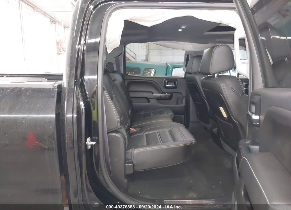 2015 GMC SIERRA 2500HD DENALI VIN: 1GT120E86FF101384