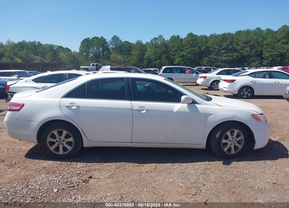 2011 TOYOTA CAMRY LE VIN: 4T1BF3EK1BU637523