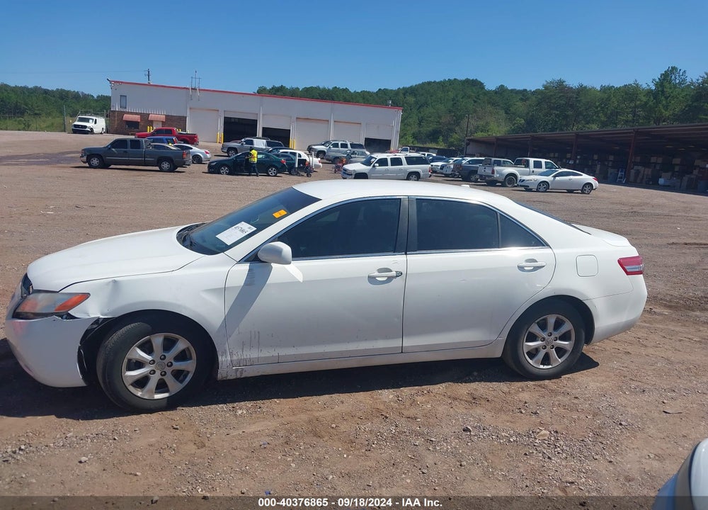 2011 TOYOTA CAMRY LE VIN: 4T1BF3EK1BU637523