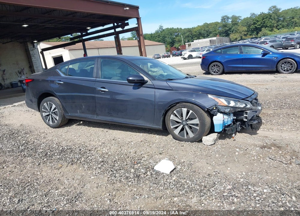 2021 NISSAN ALTIMA SV FWD VIN: 1N4BL4DV5MN388483