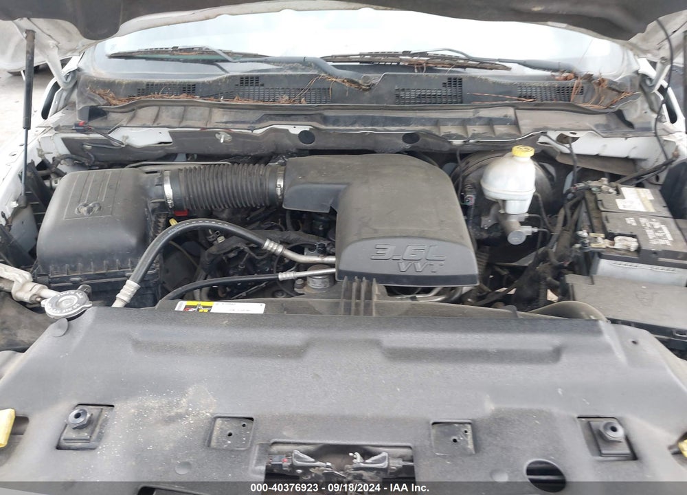 2013 RAM 1500 SLT VIN: 1C6RR6GG8DS523576