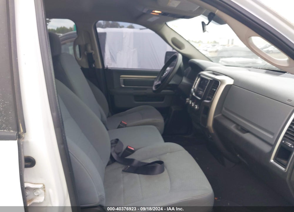 2013 RAM 1500 SLT VIN: 1C6RR6GG8DS523576