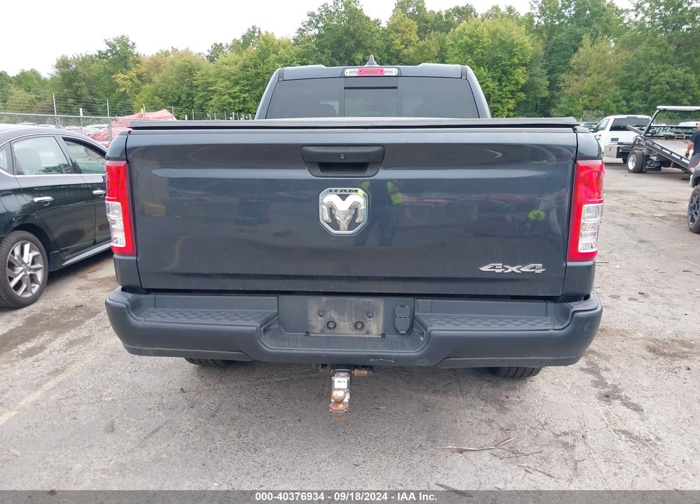 2020 RAM 1500 TRADESMAN QUAD CAB 4X4 6'4 BOX VIN: 1C6RRFCG4LN386543