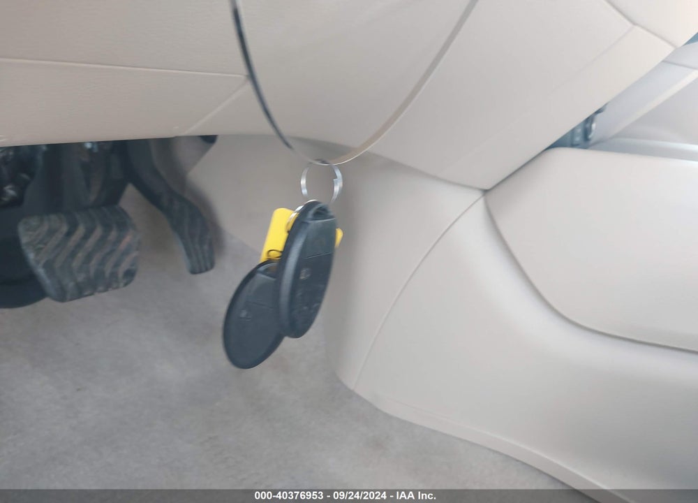 2014 NISSAN ROGUE SL VIN: 5N1AT2MT8EC765227