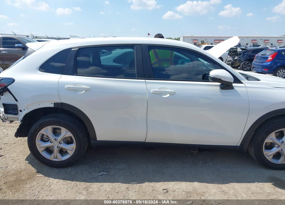 2024 HONDA HR-V AWD LX VIN: 3CZRZ2H30RM719437