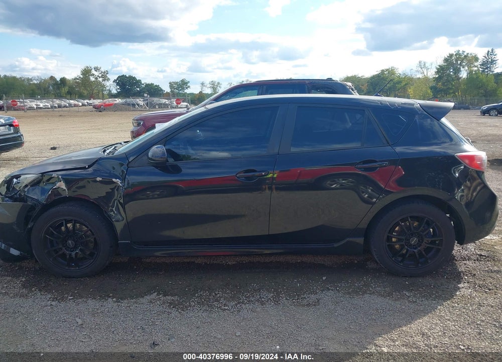 2011 MAZDA 3 S SPORT VIN: JM1BL1K66B1371717