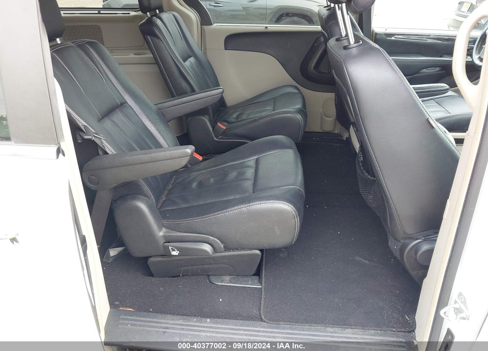 2015 CHRYSLER TOWN & COUNTRY TOURING VIN: 2C4RC1BG7FR665040