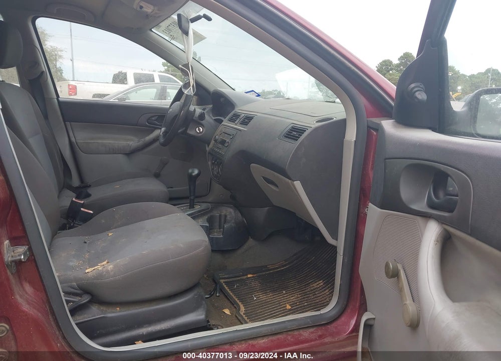 2006 FORD FOCUS ZX4 VIN: 1FAFP34N06W203317