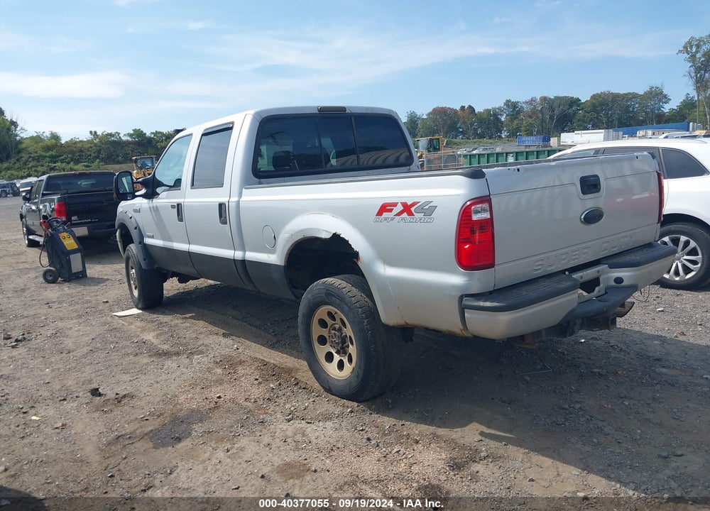 2005 FORD F-350 LARIAT/XL/XLT VIN: 1FTWW31PX5EB66171