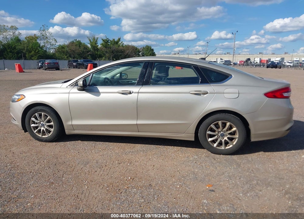 2017 FORD FUSION S VIN: 3FA6P0G71HR228809