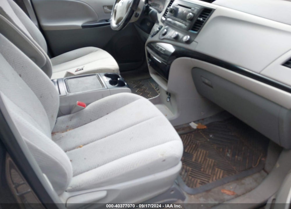 2012 TOYOTA SIENNA LE 7 PASSENGER VIN: 5TDJK3DC8CS039991