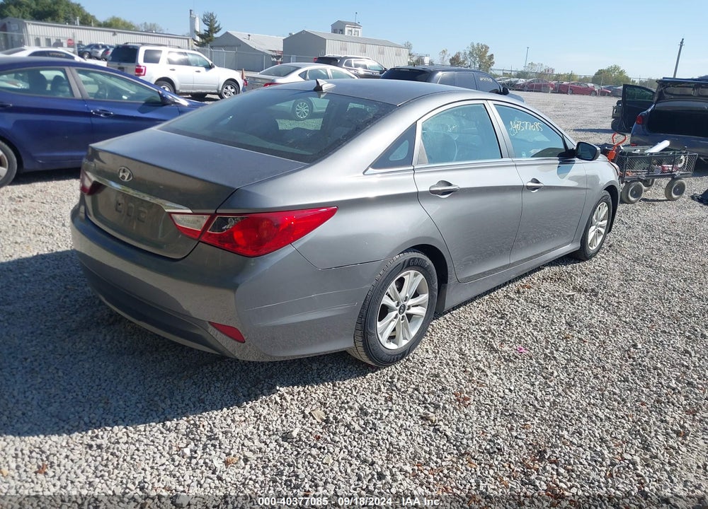 2014 HYUNDAI SONATA GLS VIN: 5NPEB4AC9EH884420