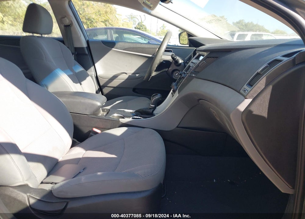 2014 HYUNDAI SONATA GLS VIN: 5NPEB4AC9EH884420