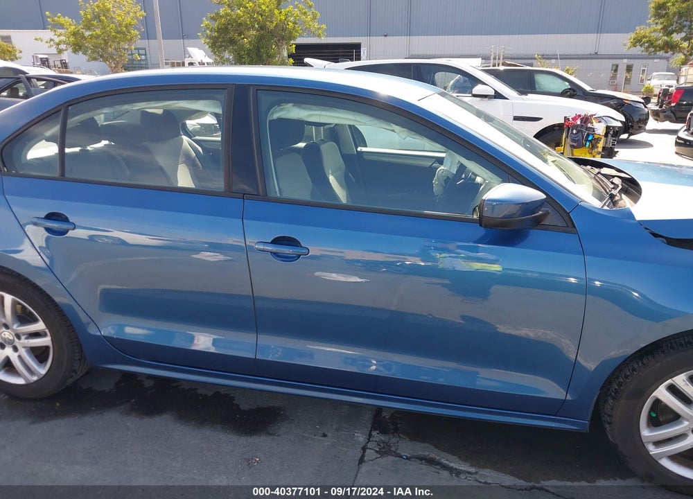 2018 VOLKSWAGEN JETTA 1.4T S VIN: 3VW2B7AJXJM236850