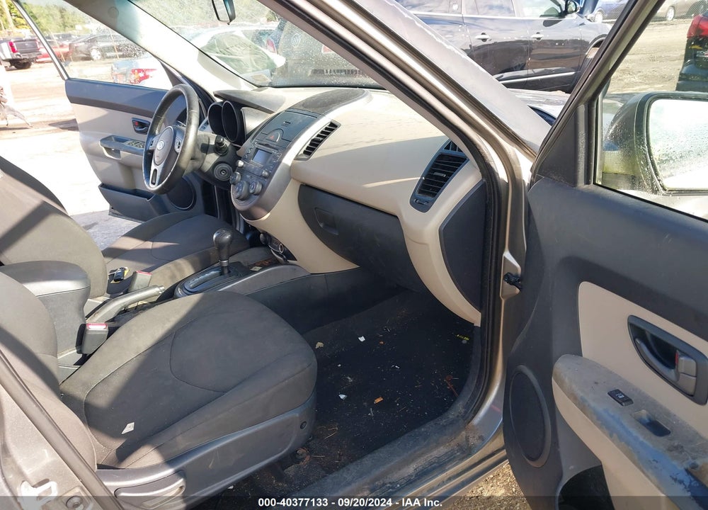 2010 KIA SOUL VIN: KNDJT2A23A7061715