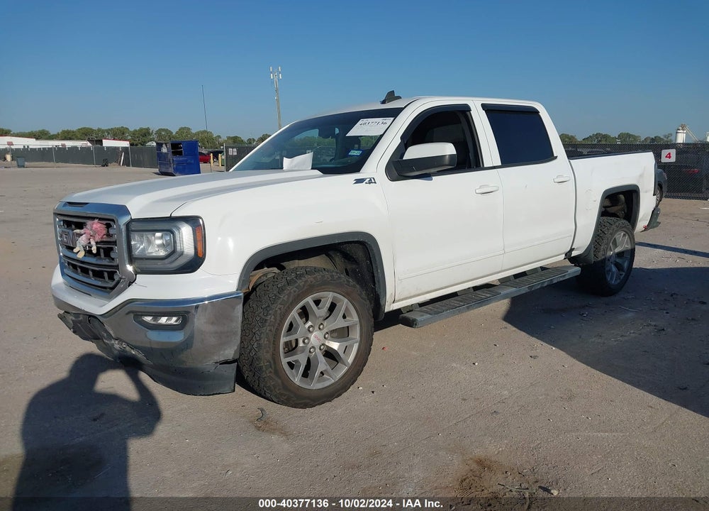 2018 GMC SIERRA 1500 SLT VIN: 3GTU2NEC4JG640303