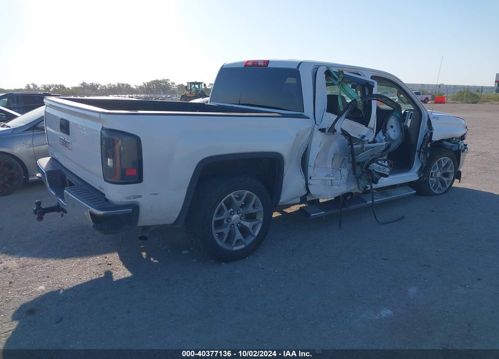 2018 GMC SIERRA 1500 SLT VIN: 3GTU2NEC4JG640303