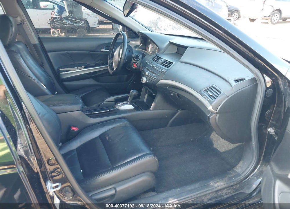 2009 HONDA ACCORD 2.4 EX-L VIN: 1HGCP26839A015683