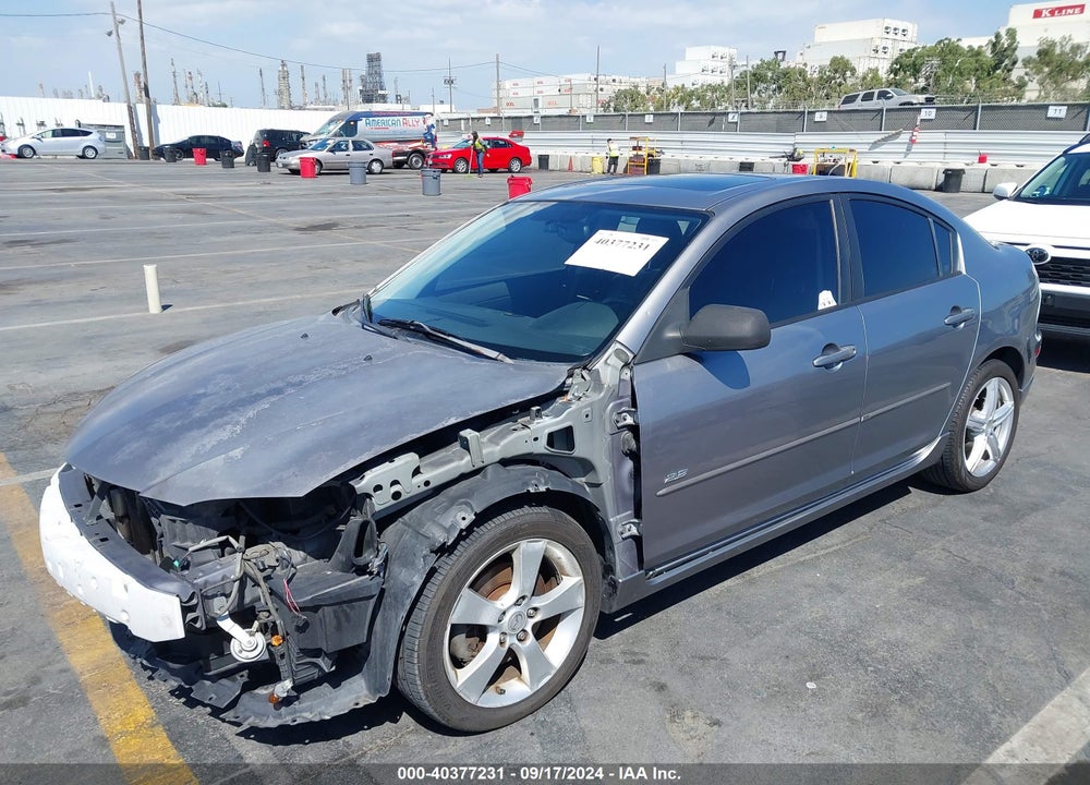 2004 MAZDA 3 S VIN: JM1BK323841152801