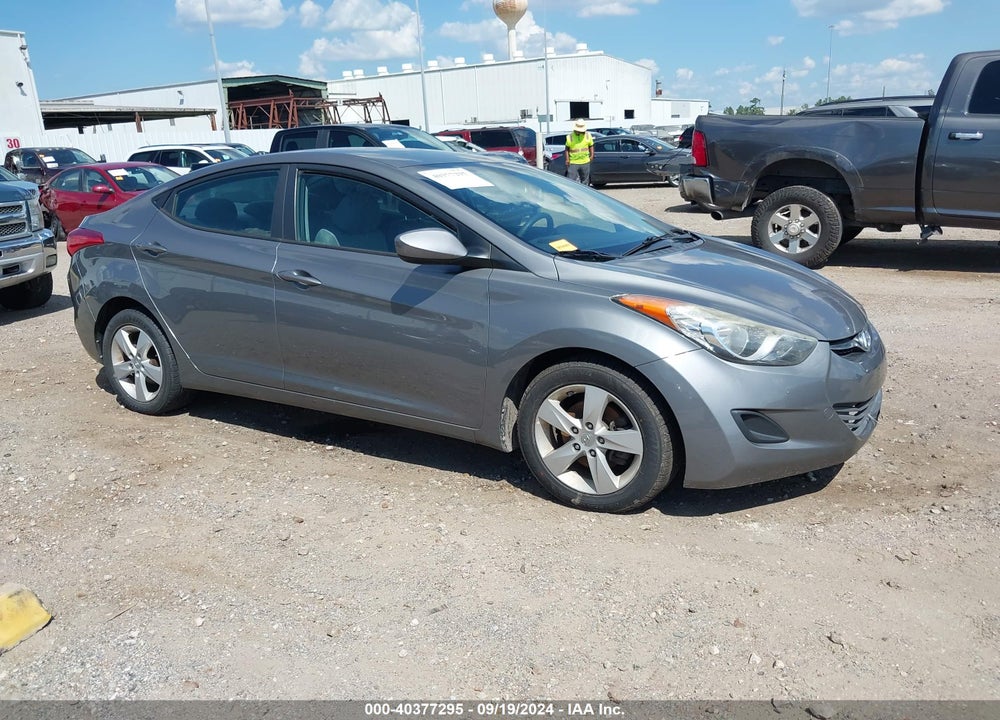 2013 HYUNDAI ELANTRA GLS VIN: 5NPDH4AE1DH379370