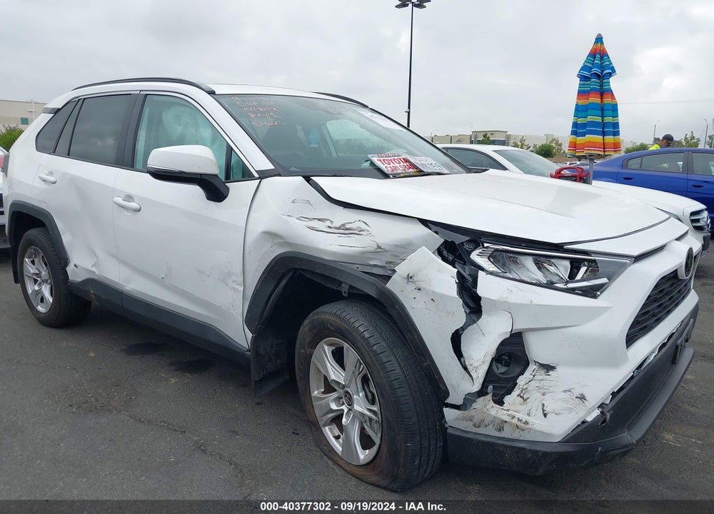 2021 TOYOTA RAV4 XLE VIN: 2T3W1RFV6MC144380