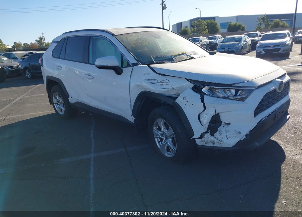 2021 TOYOTA RAV4 XLE VIN: 2T3W1RFV6MC144380