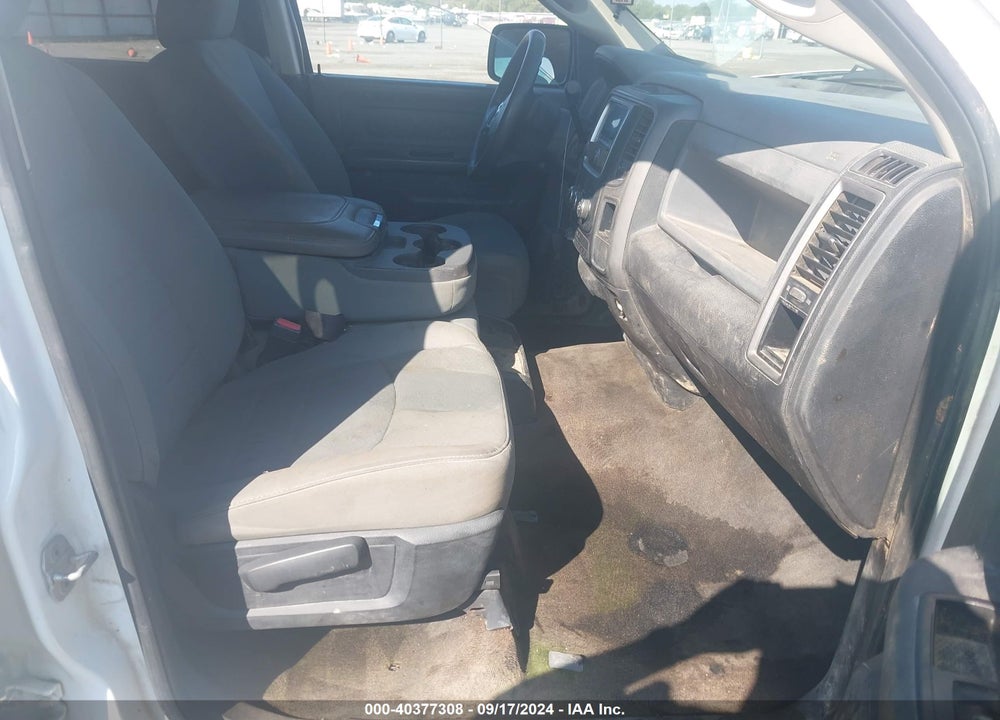 2013 RAM 3500 CHASSIS TRADESMAN/SLT/LAIE VIN: 3C7WRSCT2DG602128
