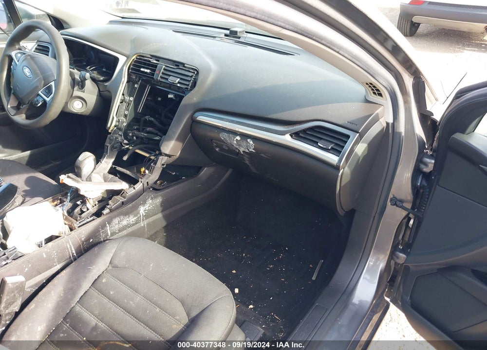 2013 FORD FUSION SE VIN: 3FA6P0HR9DR181152