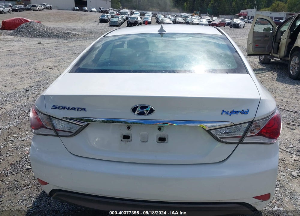 2015 HYUNDAI SONATA HYBRID VIN: KMHEC4A49FA127799