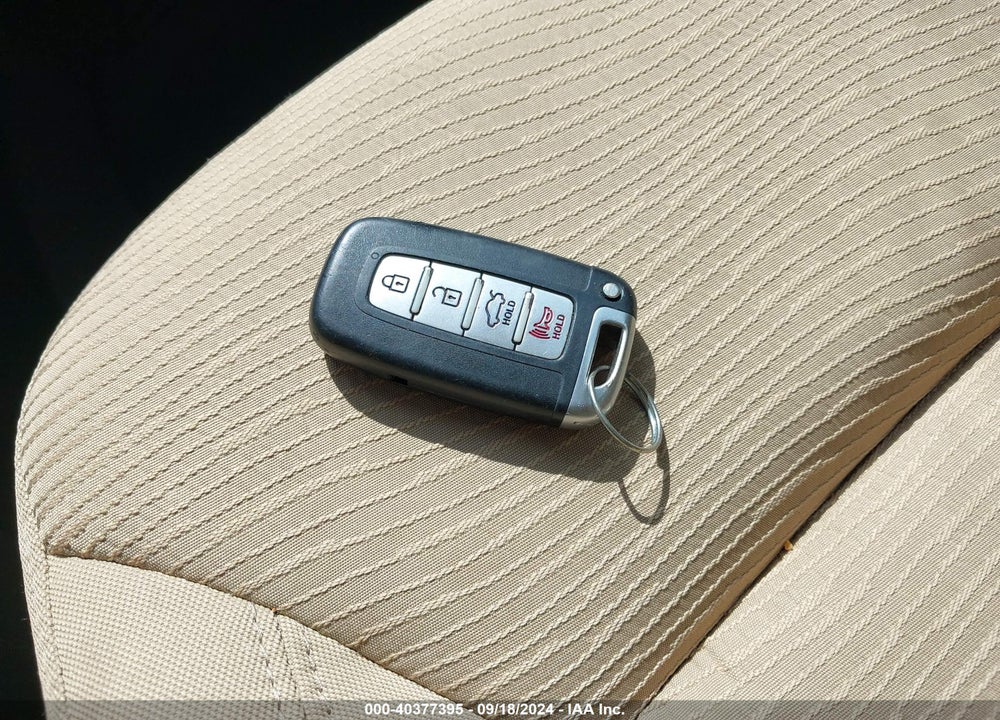 2015 HYUNDAI SONATA HYBRID VIN: KMHEC4A49FA127799