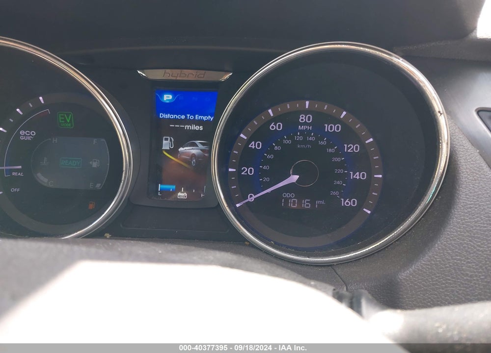 2015 HYUNDAI SONATA HYBRID VIN: KMHEC4A49FA127799