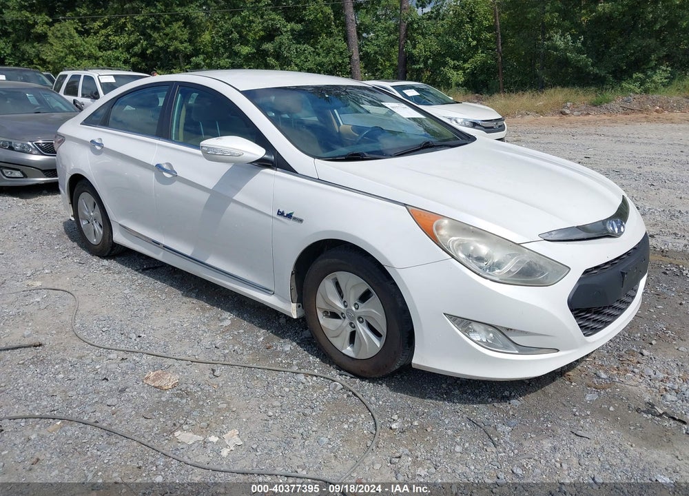 2015 HYUNDAI SONATA HYBRID VIN: KMHEC4A49FA127799