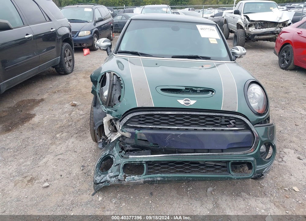 2015 MINI HARDTOP COOPER S VIN: WMWXP7C51F2A34777