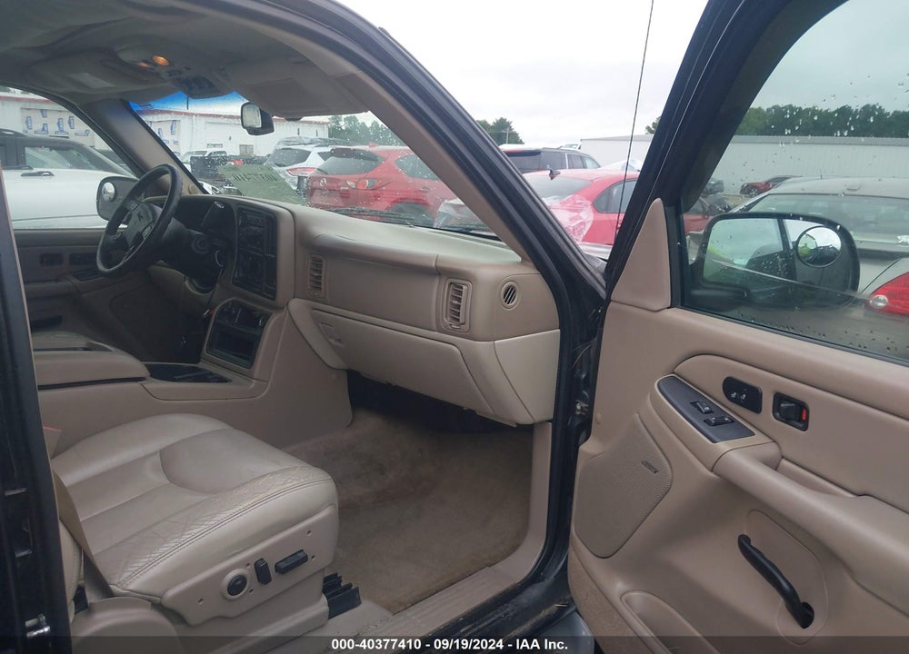 2005 GMC YUKON SLT VIN: 1GKEC13T45J174491