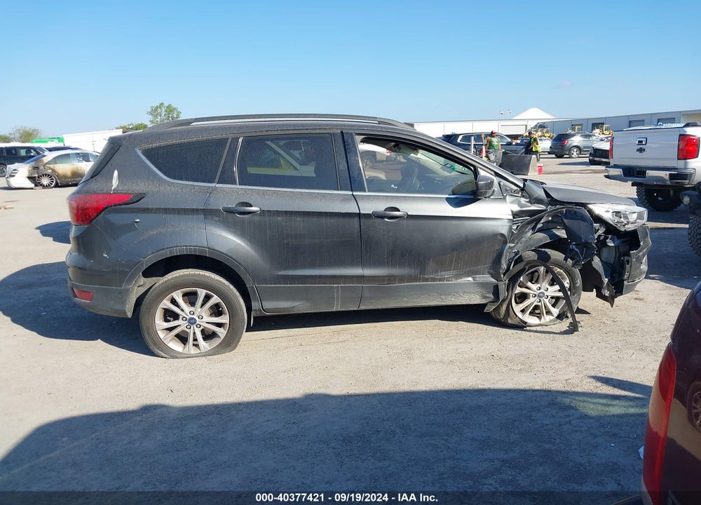 2019 FORD ESCAPE VIN: 1FMCU9HD5KUA00564