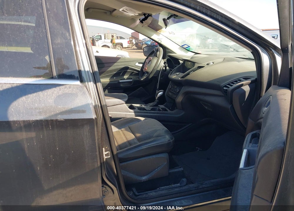 2019 FORD ESCAPE VIN: 1FMCU9HD5KUA00564