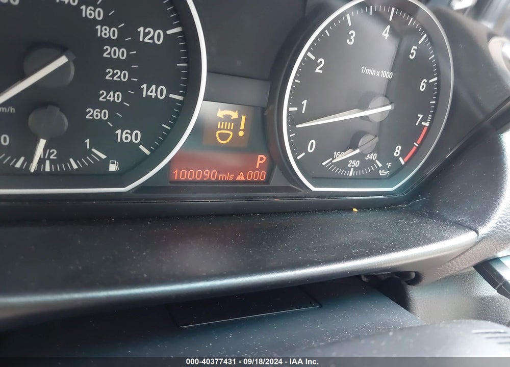 2013 BMW 135I VIN: WBAUN7C58DVM27404
