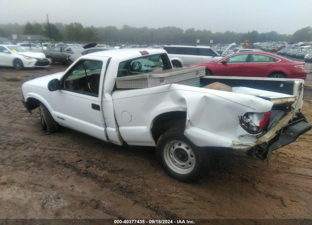 1996 CHEVROLET S TRUCK S10 VIN: 1GCCS1446TK120954