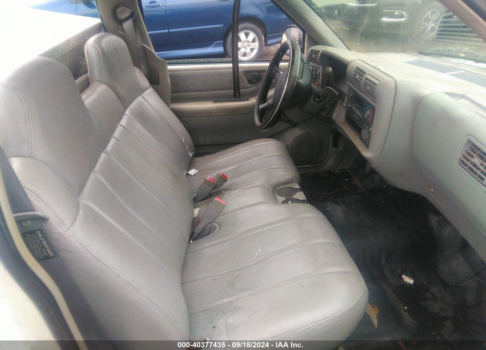1996 CHEVROLET S TRUCK S10 VIN: 1GCCS1446TK120954