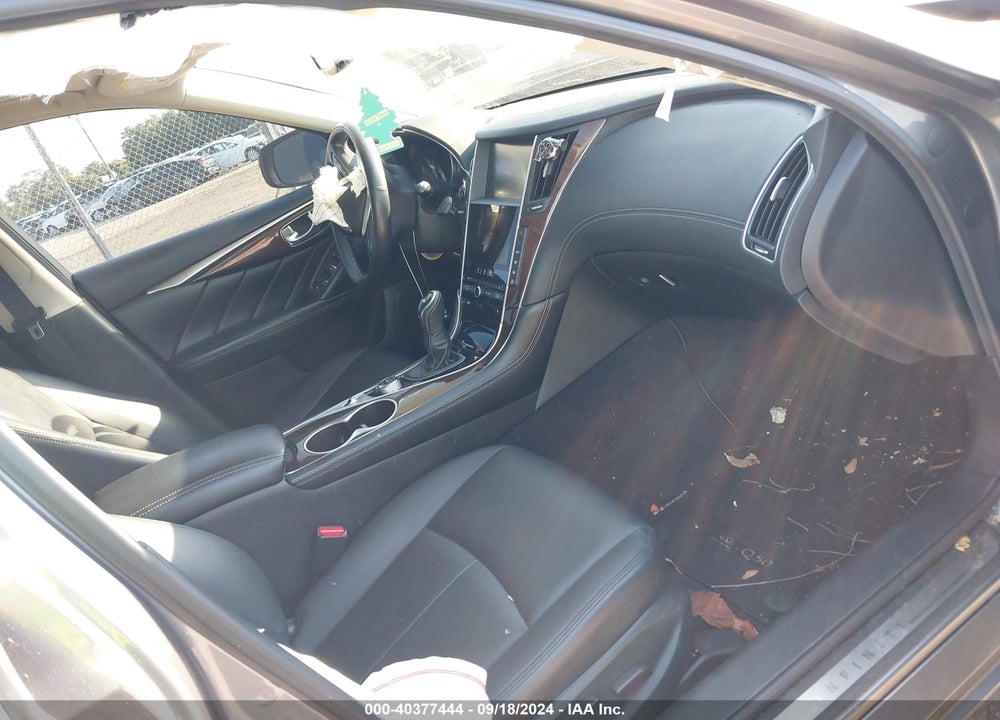 2019 INFINITI Q50 3.0T LUXE VIN: JN1EV7AR5KM555795