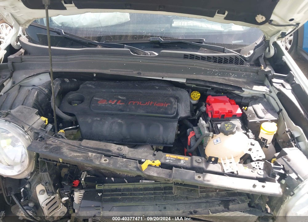 2020 JEEP RENEGADE LATITUDE 4X4 VIN: ZACNJBBB7LPL32350