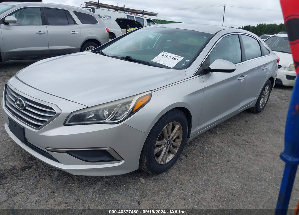 2017 HYUNDAI SONATA VIN: 5NPE24AF2HH461371