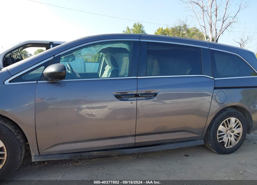 2017 HONDA ODYSSEY LX VIN: 5FNRL5H26HB017352