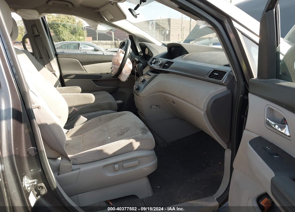 2017 HONDA ODYSSEY LX VIN: 5FNRL5H26HB017352