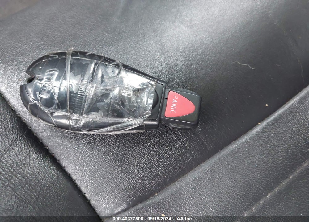2011 DODGE CHALLENGER VIN: 2B3CJ4DG7BH508443