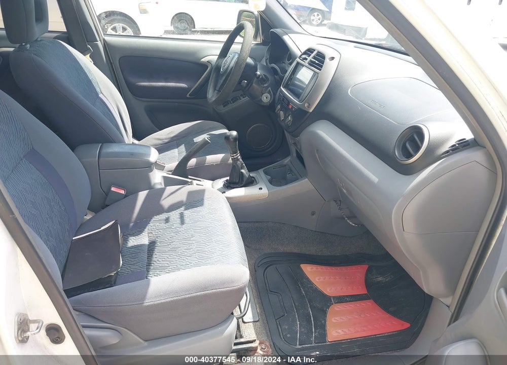 2002 TOYOTA RAV4 VIN: JTEGH20V120078283