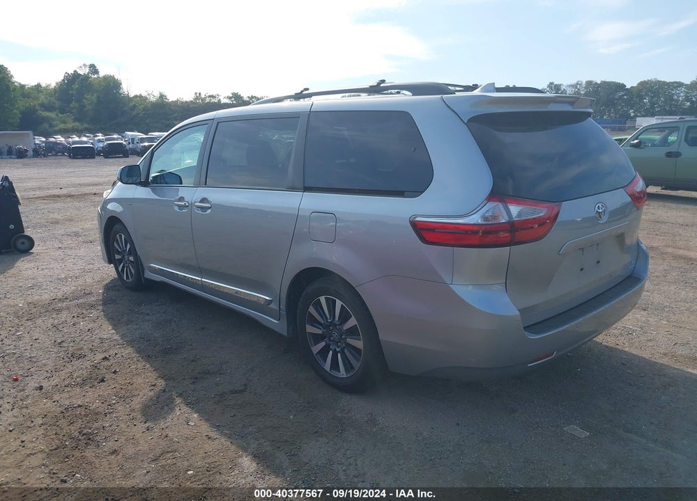 2019 TOYOTA SIENNA XLE PREMIUM 7 PASSENGER VIN: 5TDDZ3DC5KS221316