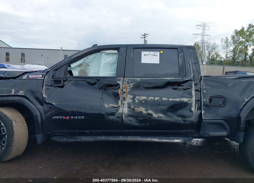 2022 GMC SIERRA 2500HD 4WD STANDARD BED AT4 VIN: 1GT49PEY7NF246675